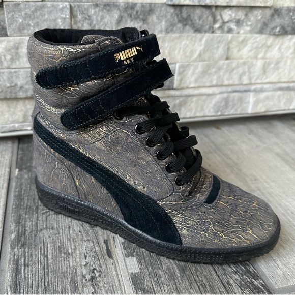 Puma Sky High Wedge Black Gold  Suede Sneaker Size 7.5 US - Picture 8 of 12
